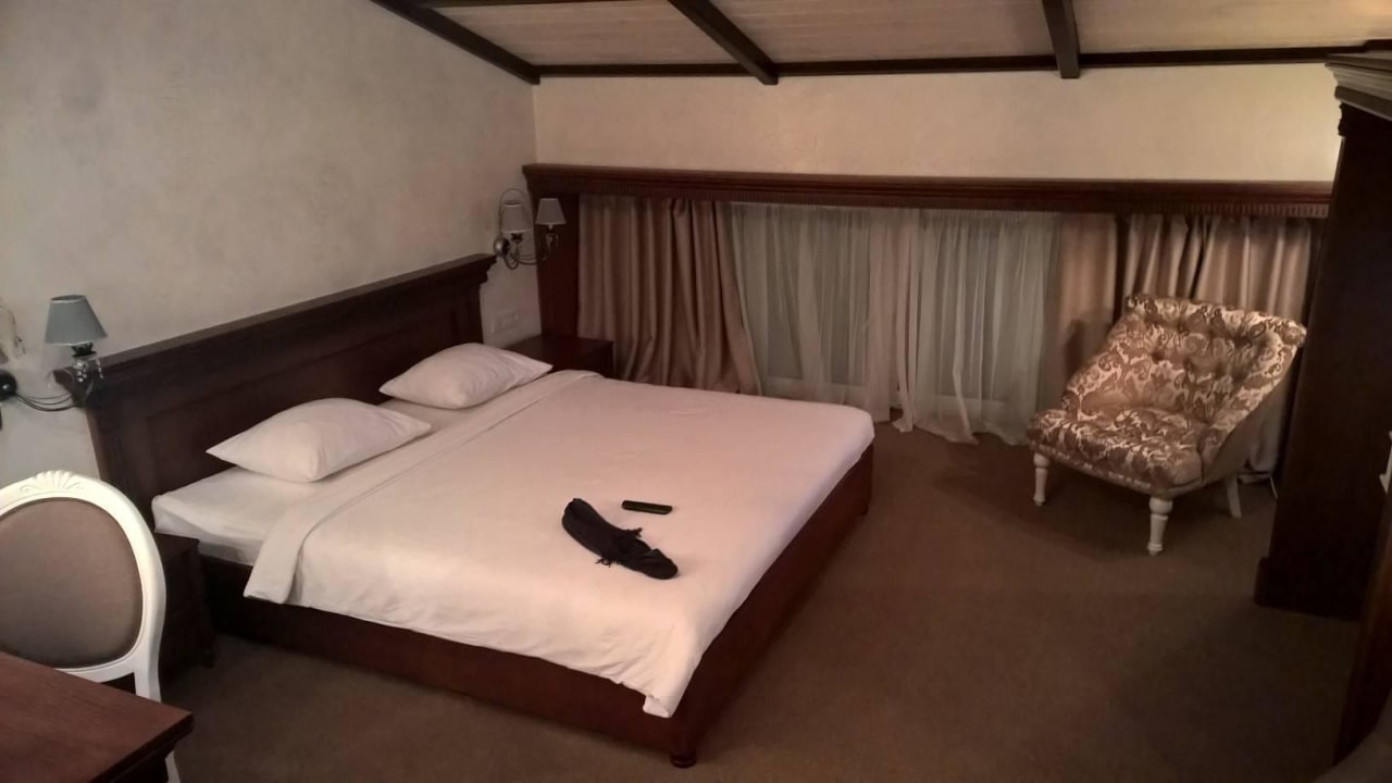 Zimmer Orly Park Hotel