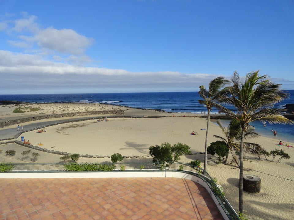 Strand beim Hotel  Paradisus by Meliá Salinas Lanzarote