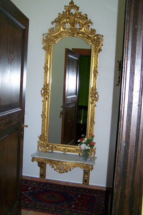 Flur Eingang zum Zimmer Hotel Schloss Drosedow