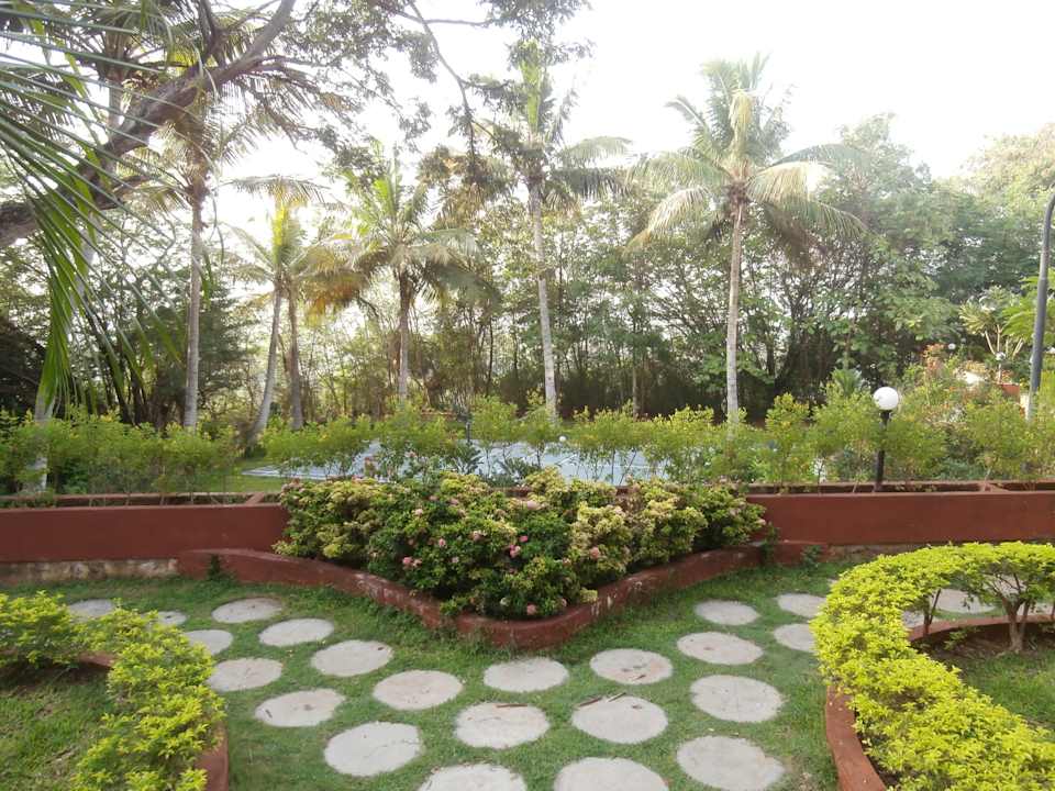 Blick in den Garten The Gateway Hotel Pasumalai