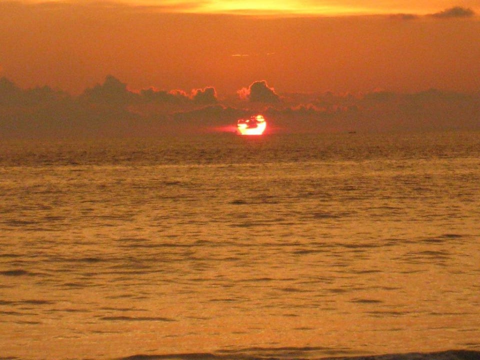 Sonnenuntergang Andaman White Beach Resort