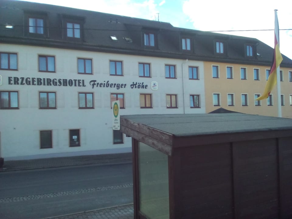 Außenansicht Erzgebirgshotel Freiberger Höhe