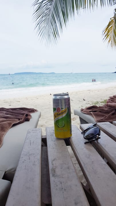 Strand Cape Panwa Hotel