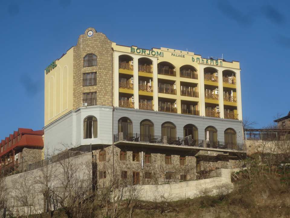 Außenansicht Hotel & Spa Borjomi Palace