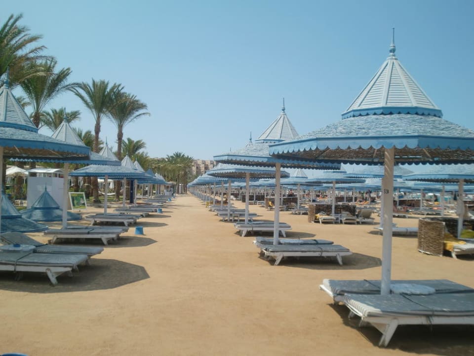 Strand The Grand Resort