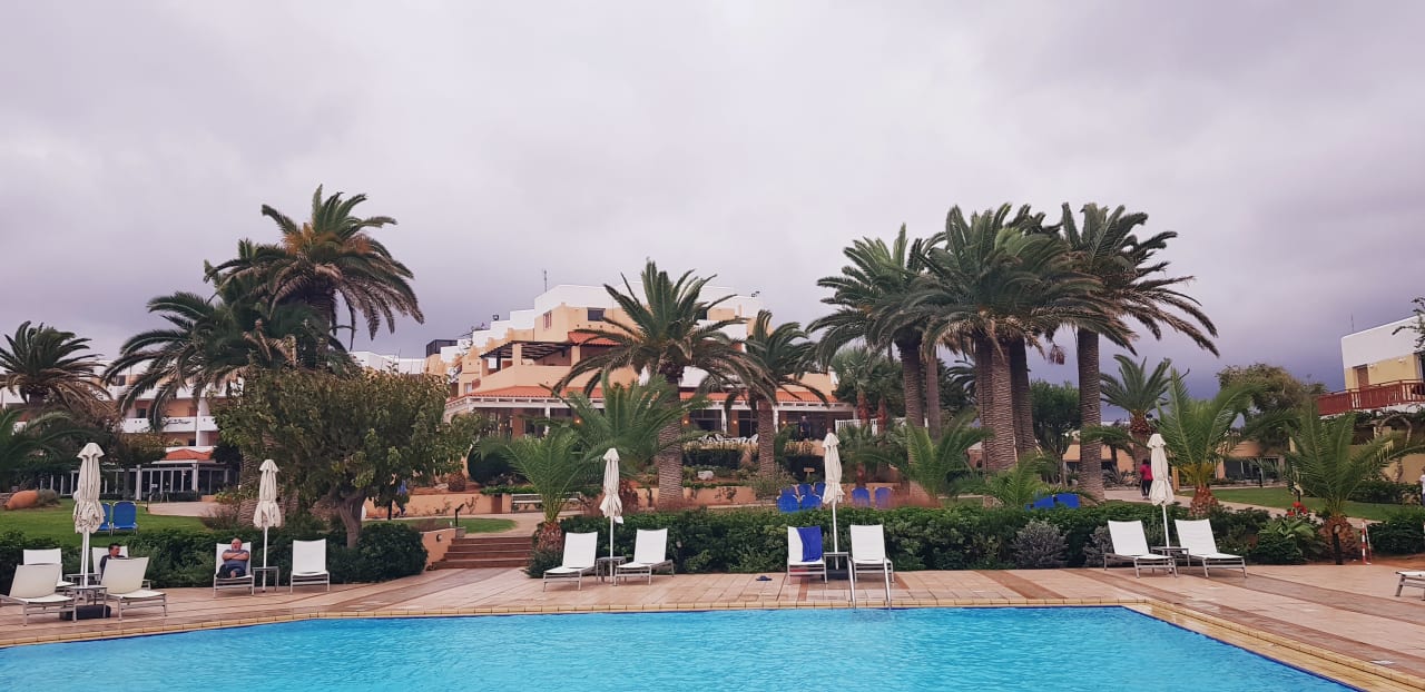 Pool Anissa Beach & Village