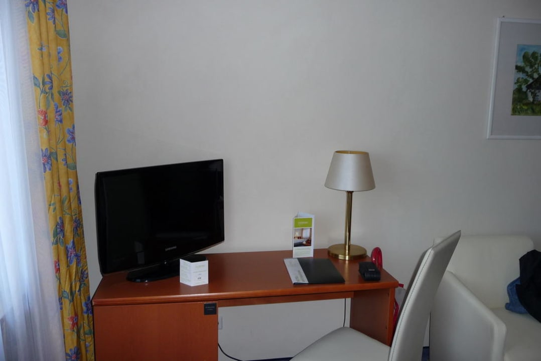 Neuer Fernseher Hotel Vorfelder