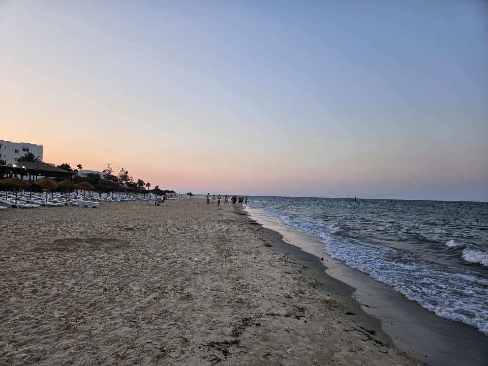 Strand Marhaba Royal Salem