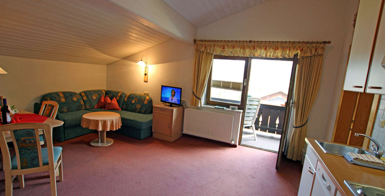 Wohnküche Appartement Zugspitze Apartments Haus am Römerweg