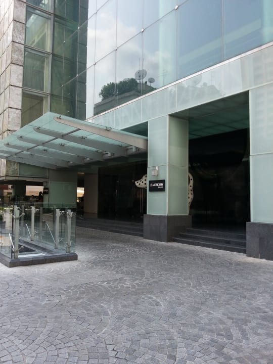 Hoteleingang Hotel Le Meridien Bangkok