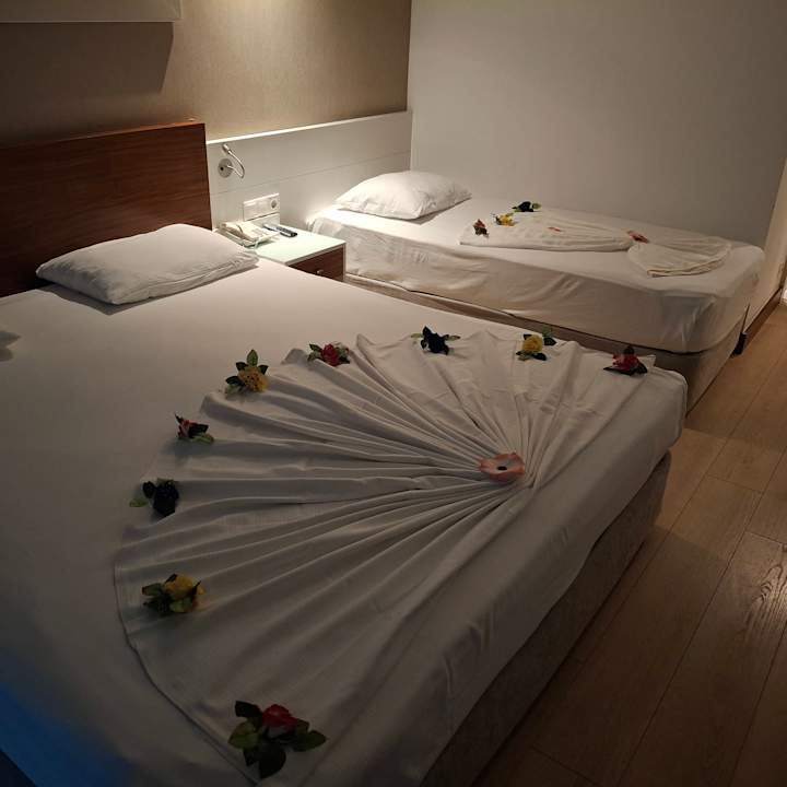 Zimmer Sunis Evren Beach Resort Hotel & Spa