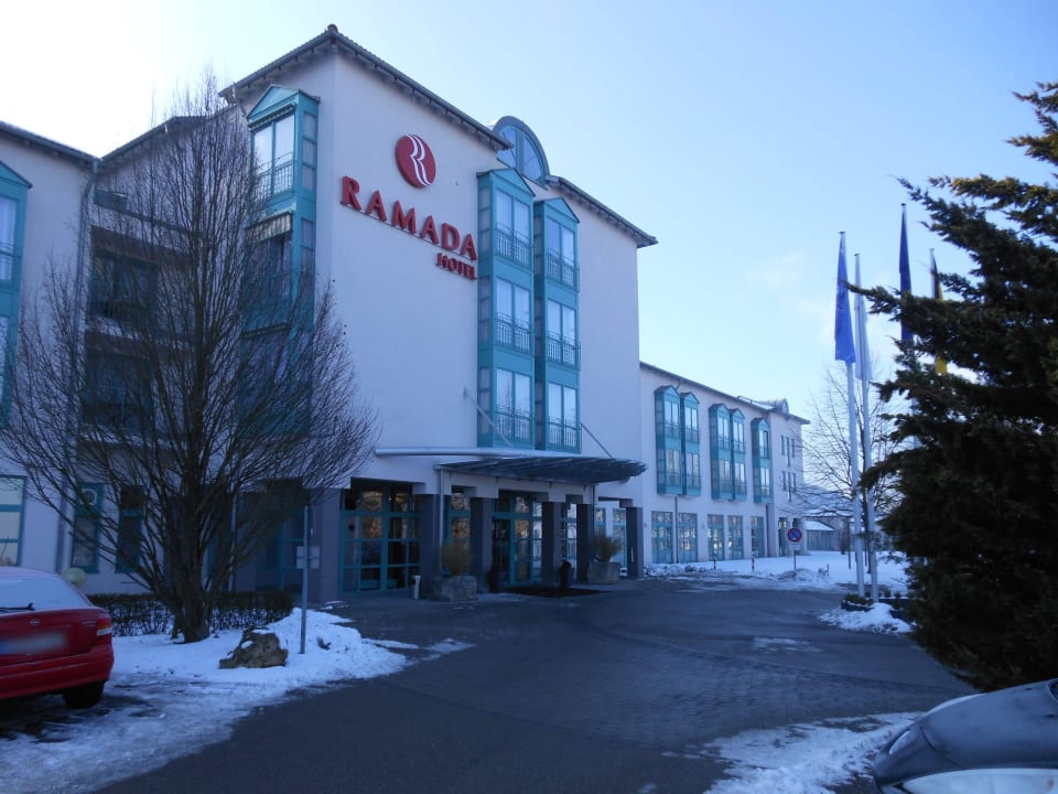 Außenansicht H+ Hotel Limes Thermen Aalen