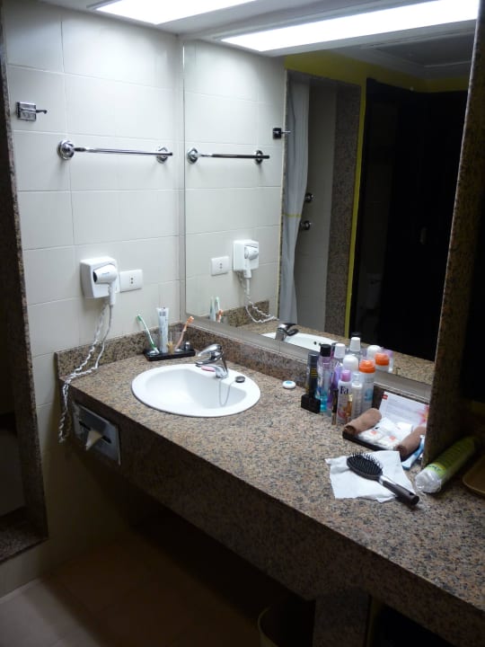 Bad Hotel Riu Tequila