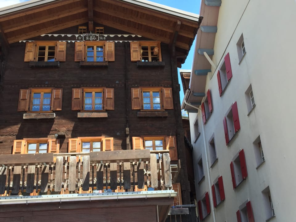 Außenansicht Thermal Hotels & Walliser Alpentherme