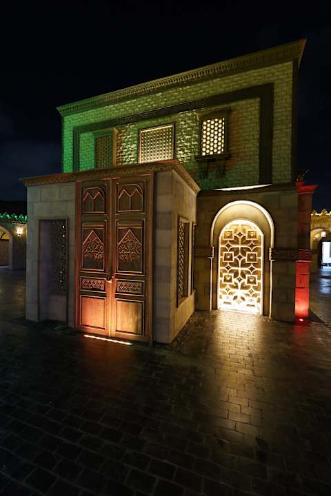 Außenansicht Pyramids Khan Hotel