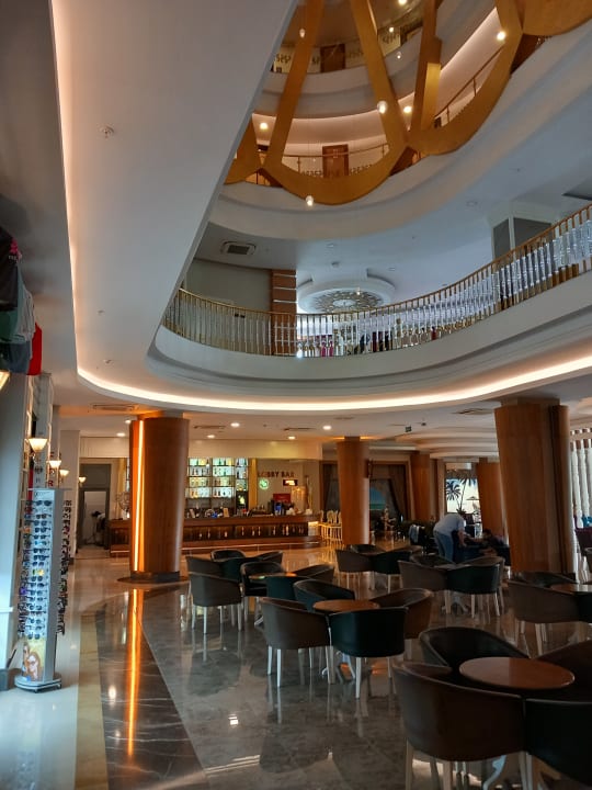 Lobby Dream World Aqua Hotel