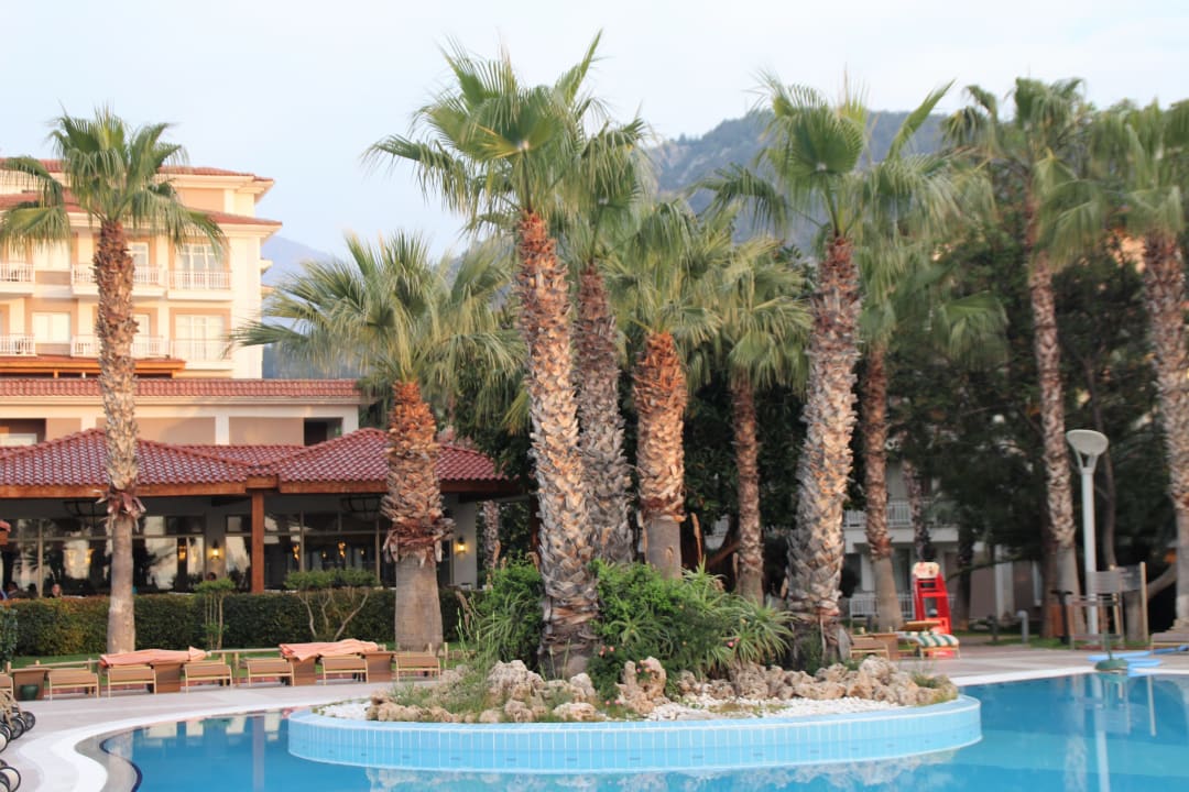 Pool Akka Alinda Hotel