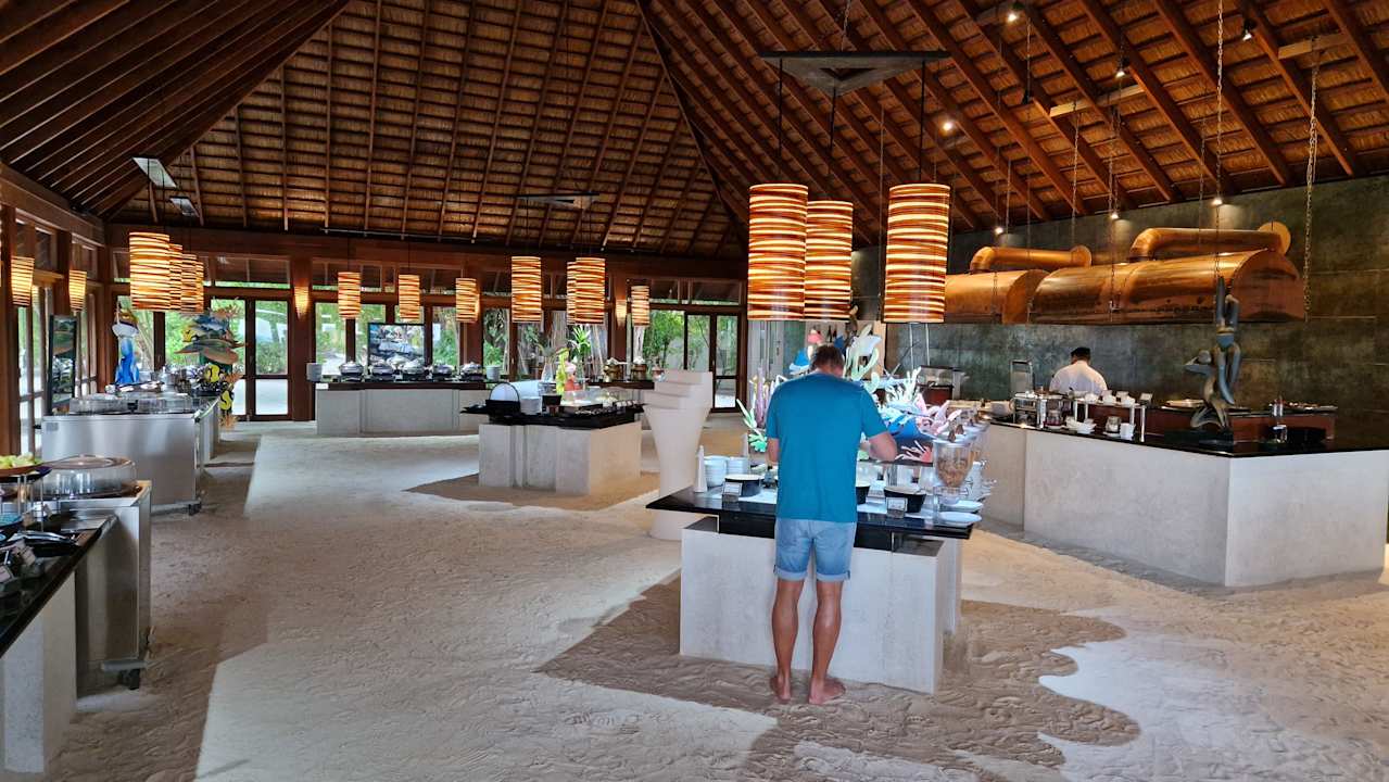 Gastro Vilamendhoo Island Resort & Spa