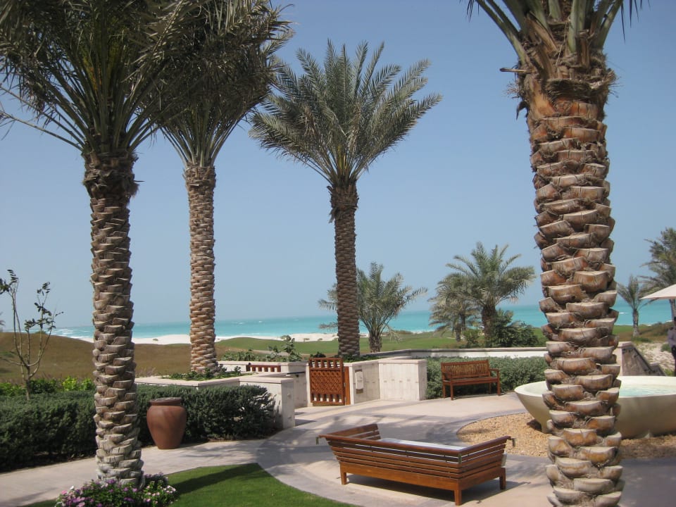 Gartenanlage The St. Regis Saadiyat Island Resort, Abu Dhabi