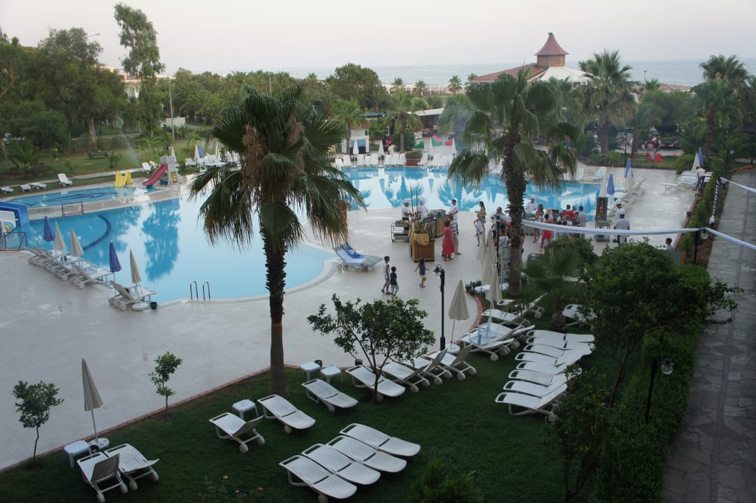 Pool Bella Resort & Spa