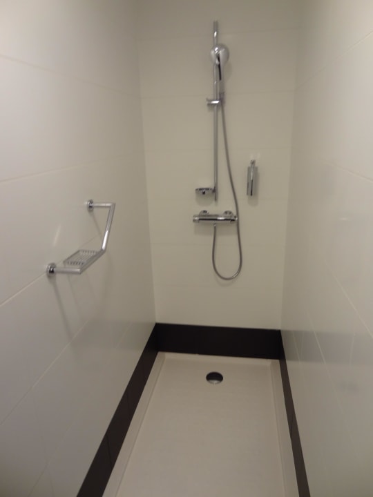 Dusche Hotel Park Inn by Radisson Leuven