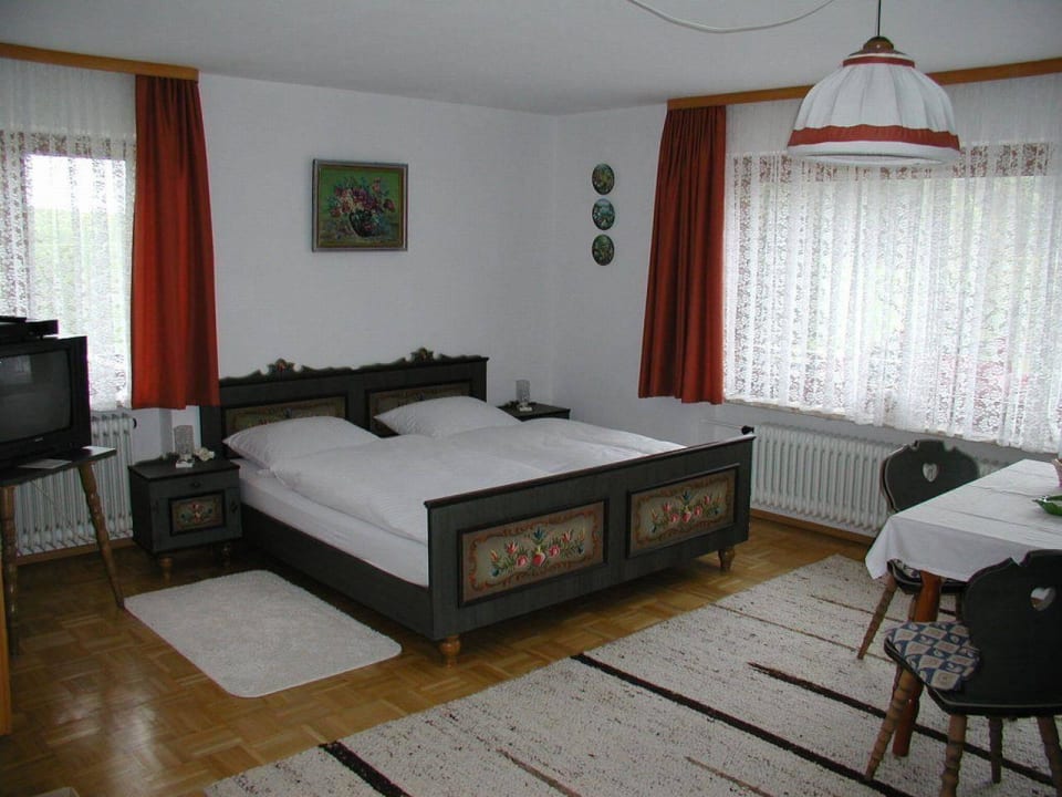 Doppelzimmer im Gästehaus Enzian in Ofterschwang Gästehaus Enzian