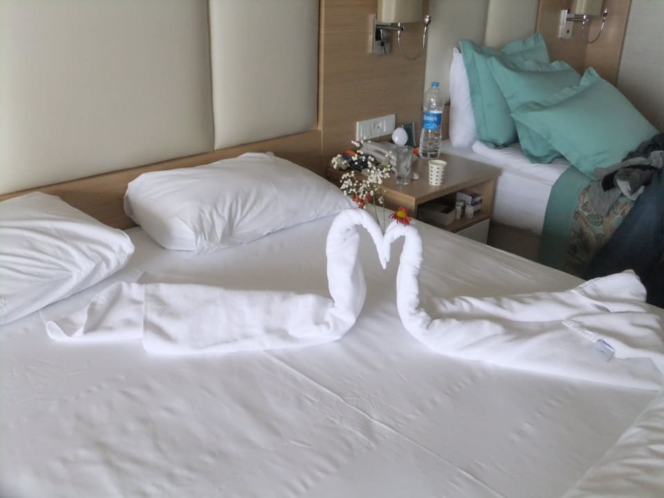 Bett deko Hotel Royal Garden Beach