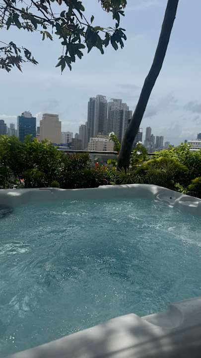 Pool Marino Beach Colombo
