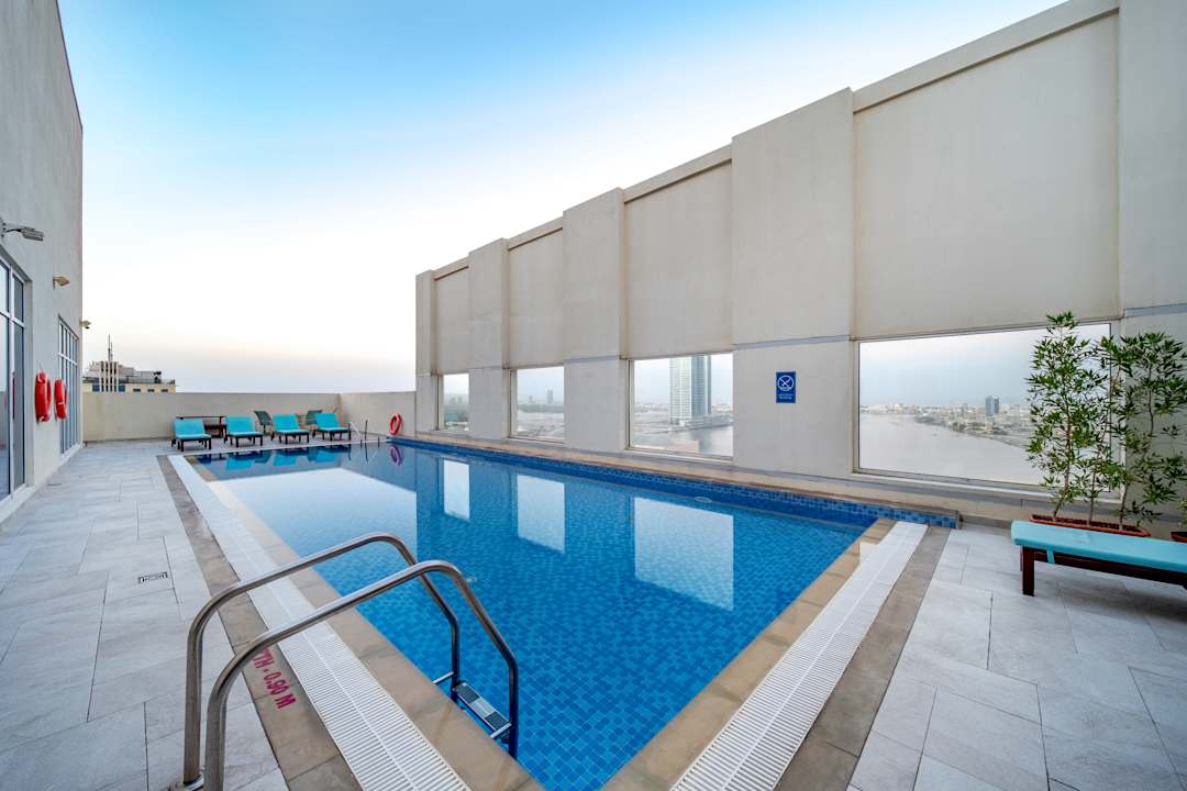 Pool Citymax Hotel Ras Al Khaimah