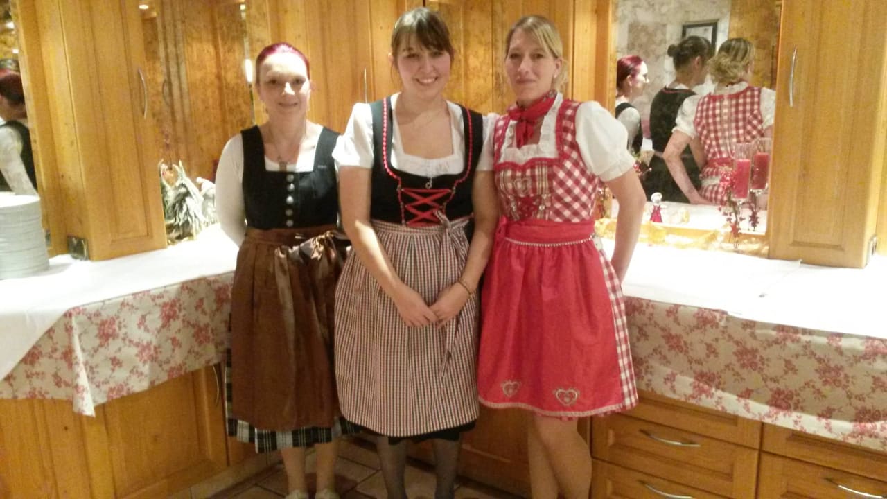 Kompetentes Servicepersonal Hotel Gasthof Dilger Engelsdorf