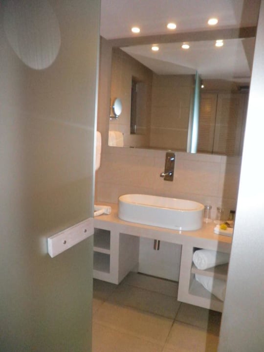 Badezimmer SENTIDO Port Royal Villas & Spa