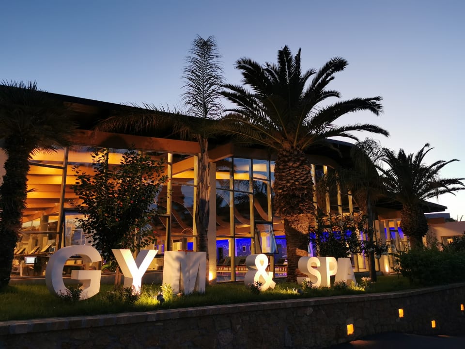 Außenansicht Lyttos Beach Hotel