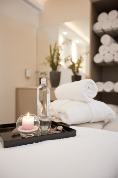 Massageraum  Hotel Gräfrather Hof