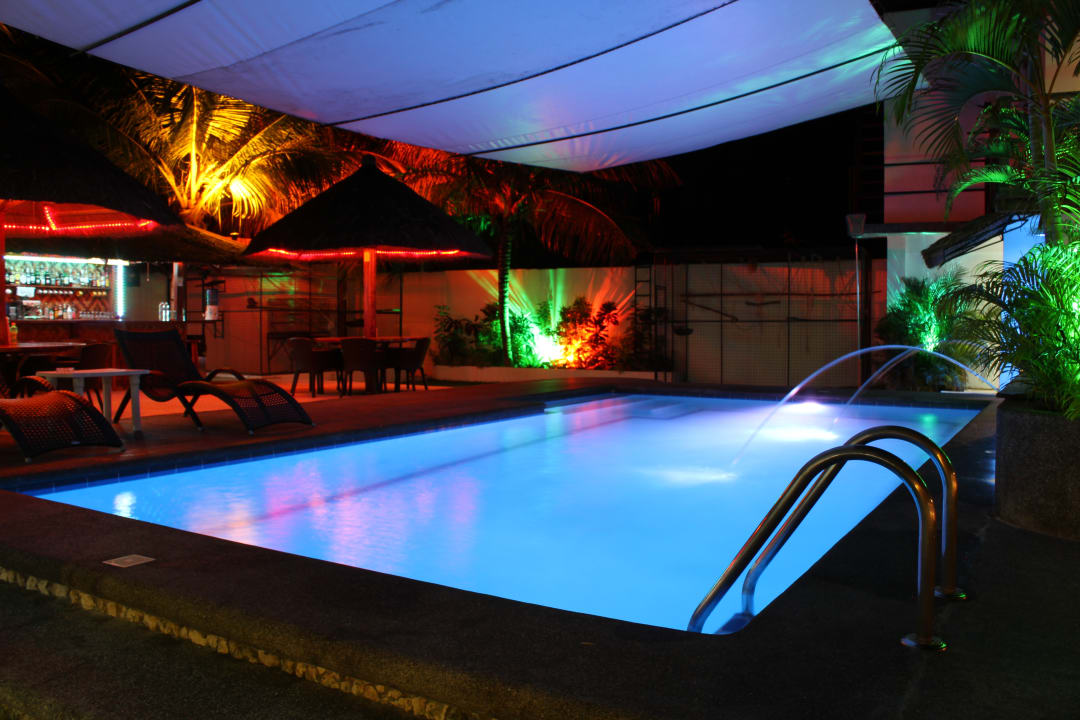 Pool Parrot Resort Moalboal