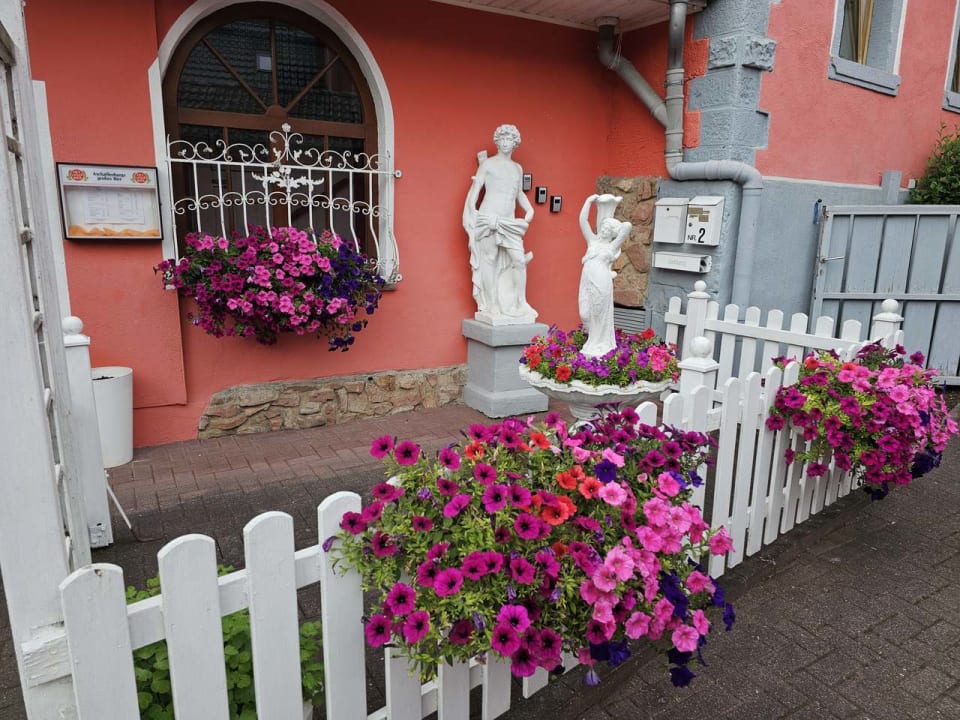 Außenansicht Pension Burger - Bed & Breakfast