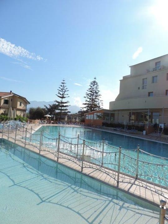 Bazen Grand Hotel Vesuvio