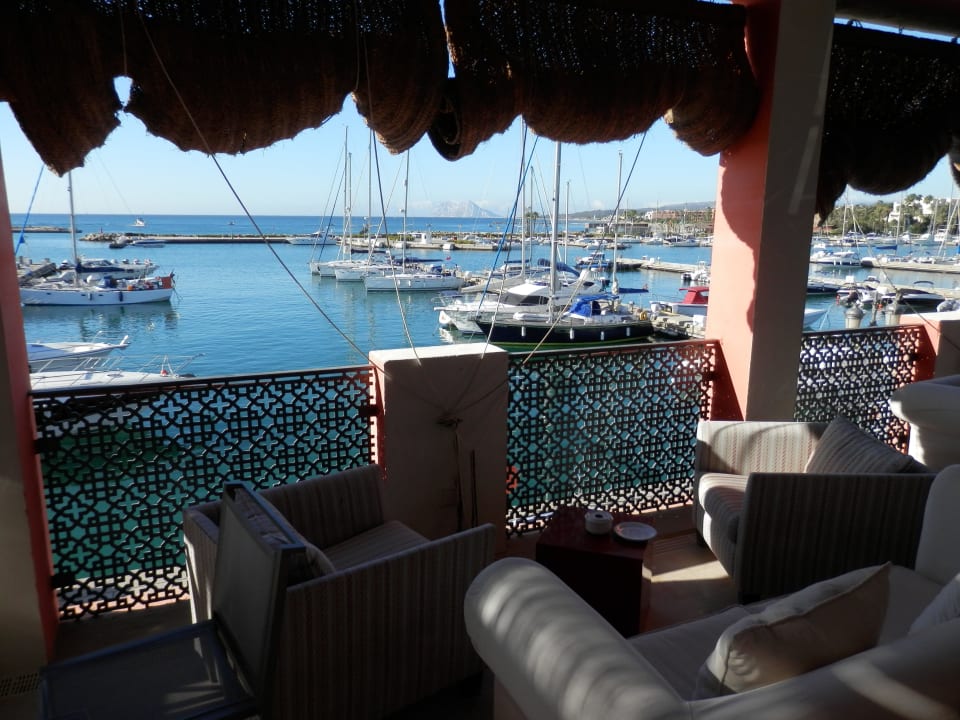 Blick von der Terrasse zum Jachthafen  Hotel Club Maritimo De Sotogrande
