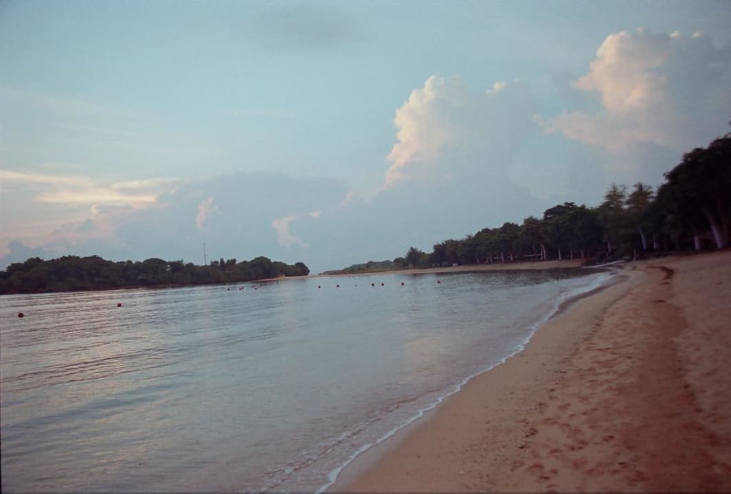 Morgenstimmung am Strand The Laguna A Luxury Collection Resort & Spa