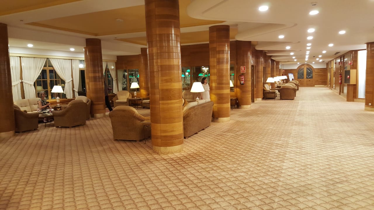 Lobby Hotel Riu Palace Tres Islas