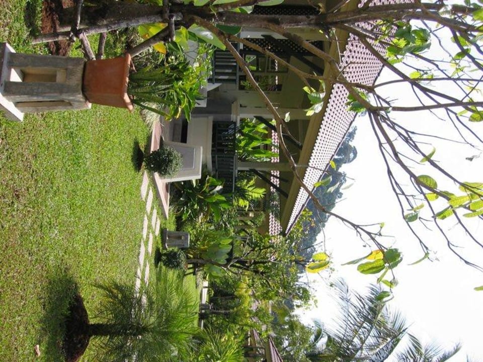Gartenanlage Baan Khaolak Beach Resort