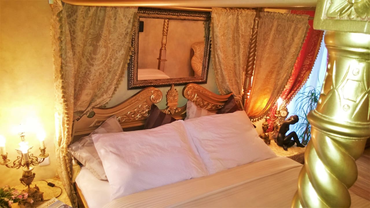 ROOM  RUDOLPH II. Residenz Zámeček