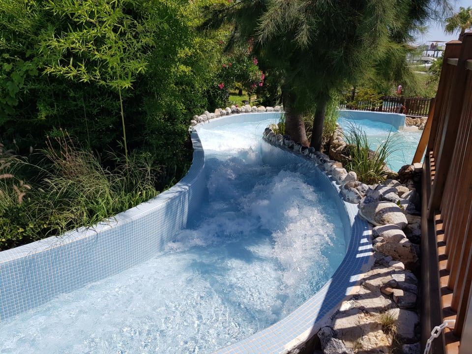 Pool Club Grand Side
