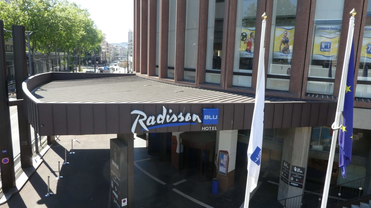 Außenansicht Hotel Radisson Blu Lyon