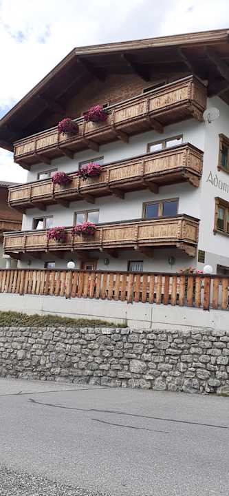 Außenansicht Hotel Adamerhof