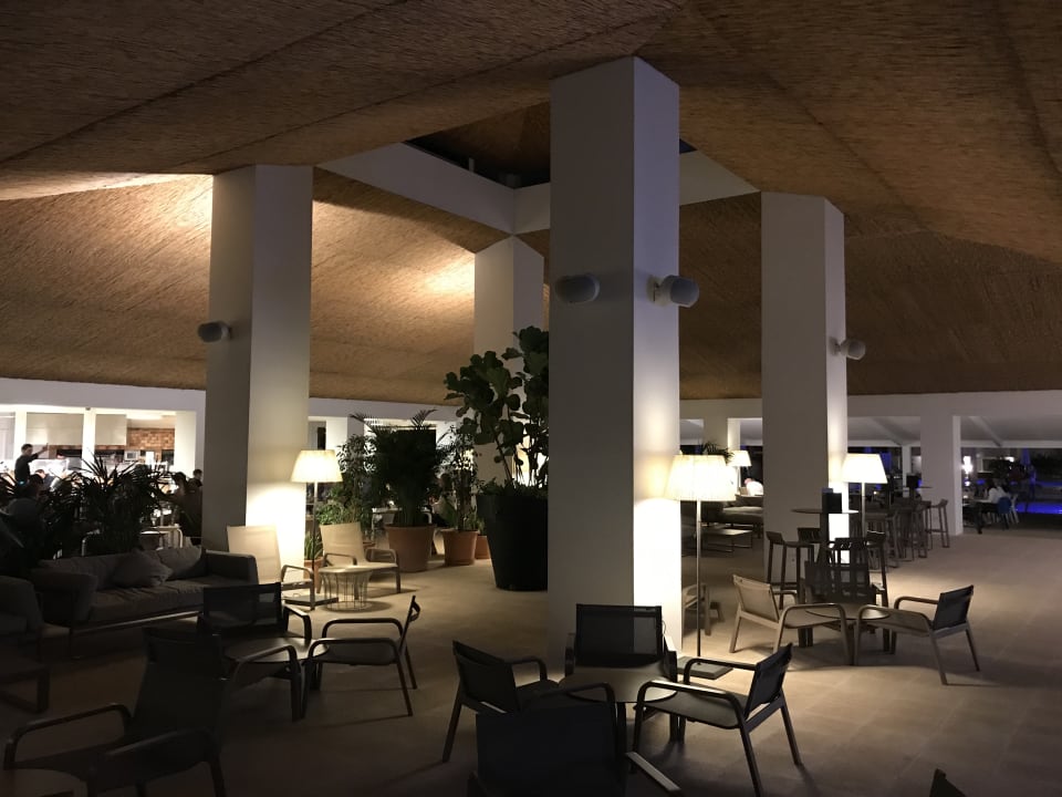 Lobby Prinsotel La Pineda