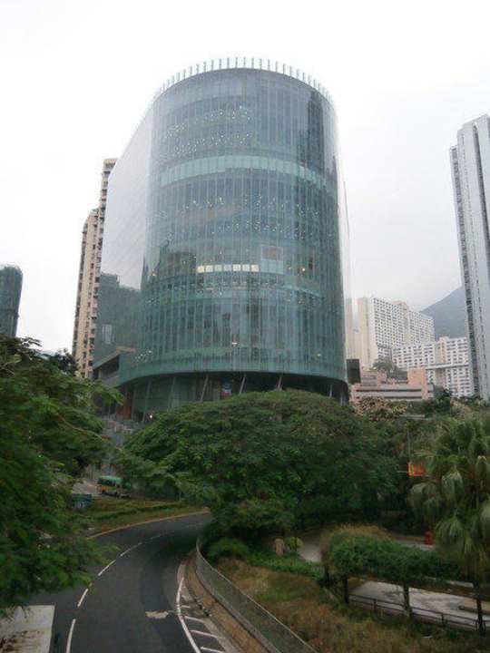 Здание где расположен отель Hotel Y-Loft