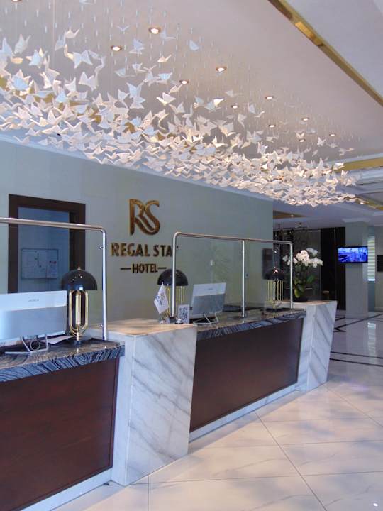 Lobby Wyndham Garden Tashkent