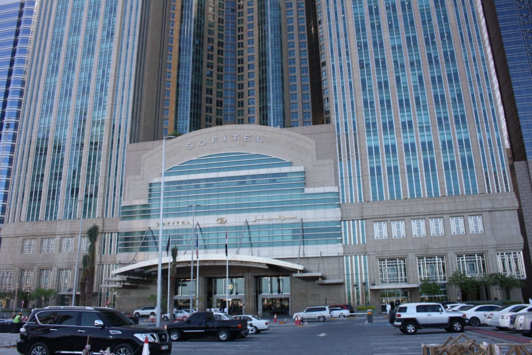 Hotelansicht Sofitel Abu Dhabi Corniche