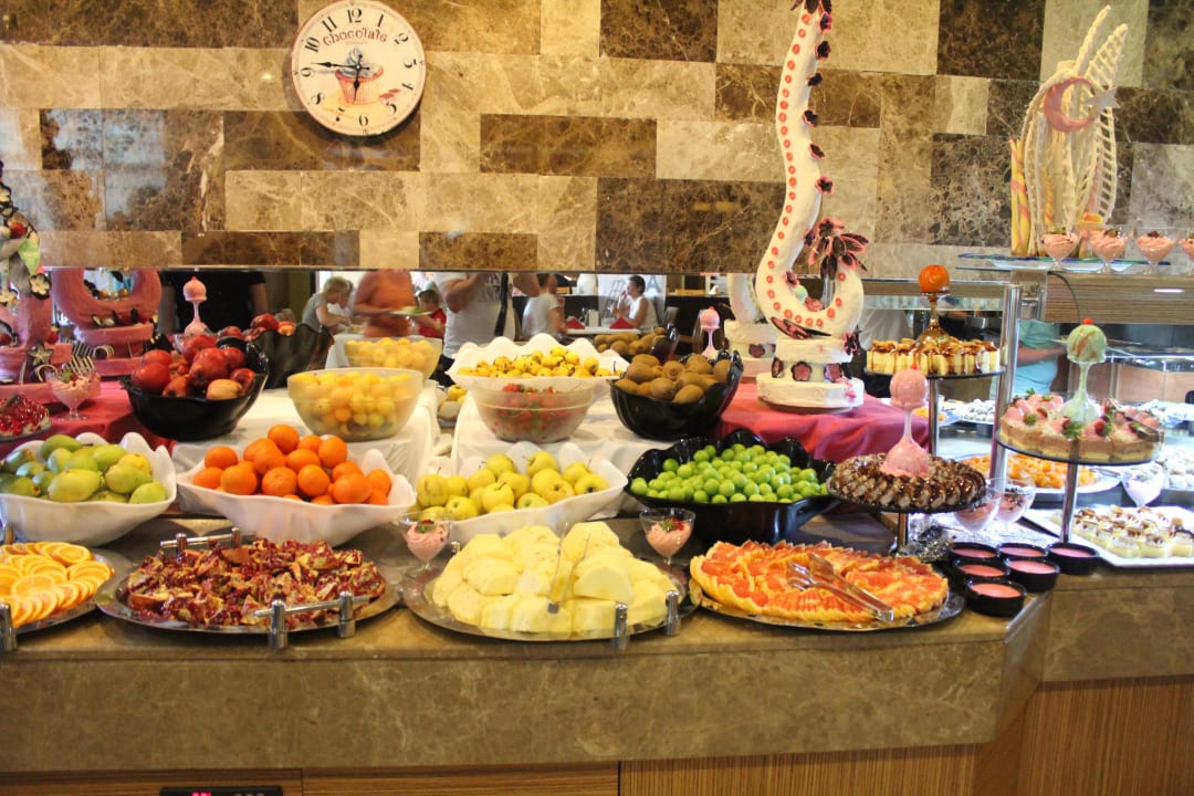 Obst Saturn Palace Resort Hotel