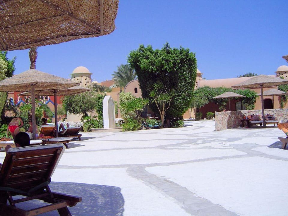 Am Pool Grand Makadi